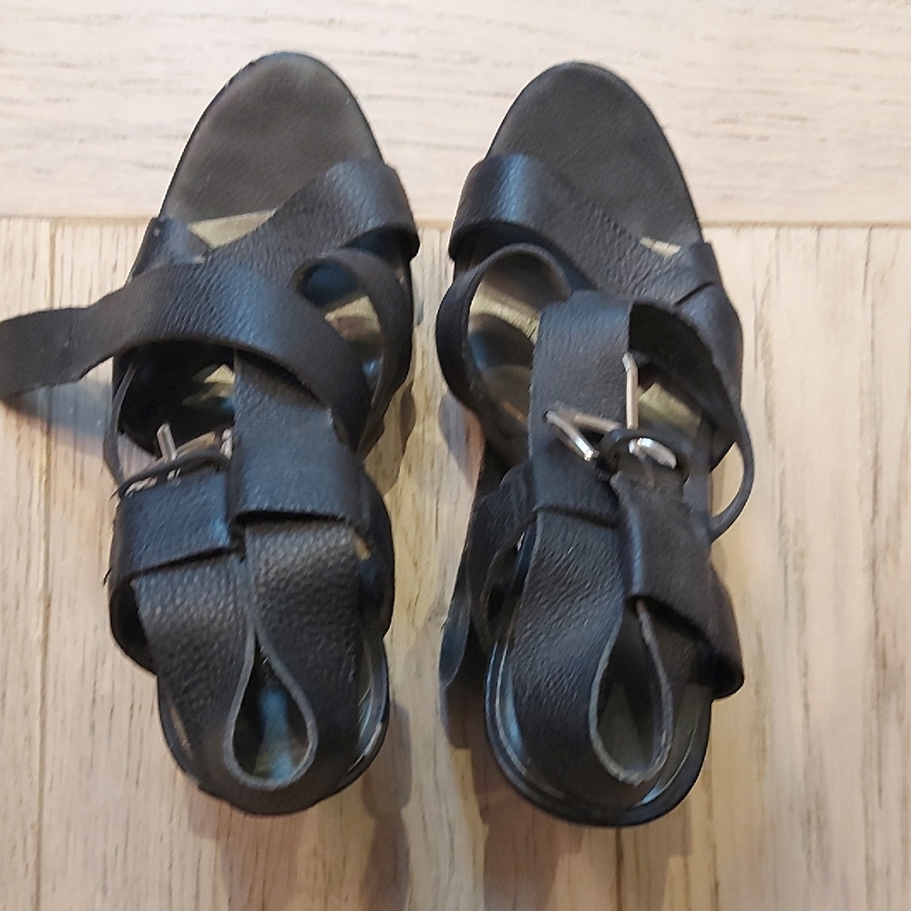 Chic Black Strappy Women's Sandals
